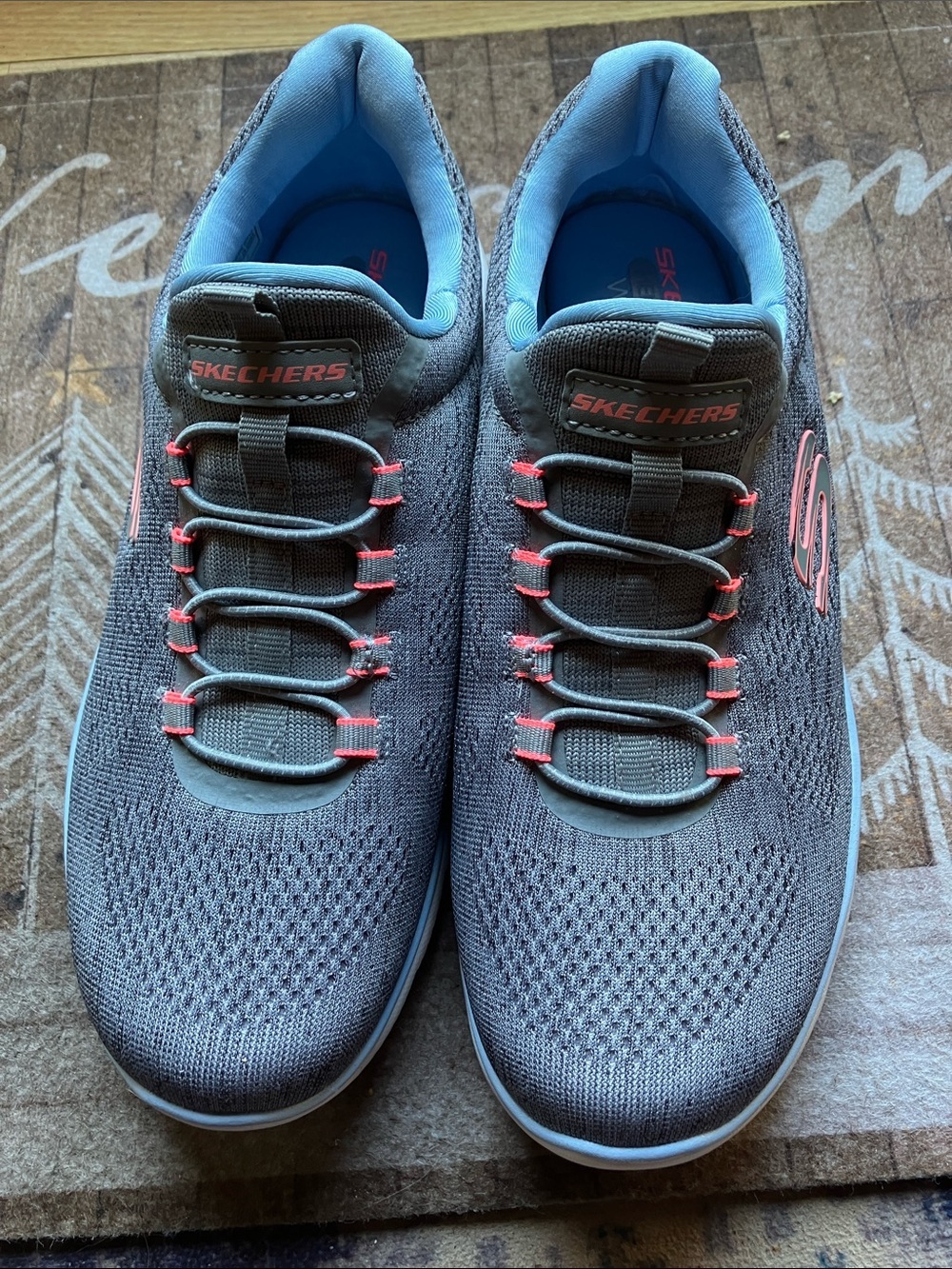 Skechers Hands Free Summits Grey Multi Colorway Fun Flair Women’s 8 Sneakers
